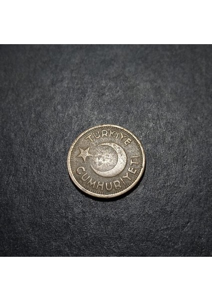 39963680E00B741342 Kızıl 25 Kuruş 1946 (R) Topmermisi Çt+/ççt Eski Madeni Para