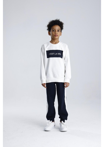 Baskılı Tek Çizgili Eşofman Takım