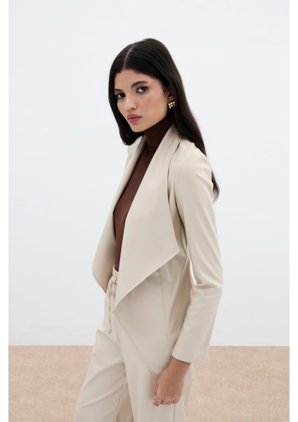 Geniş Yaka Deri Ceket - Taş indirimleri