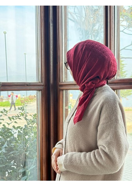 Pamuklu Jakarlı Eşarp-Vişne