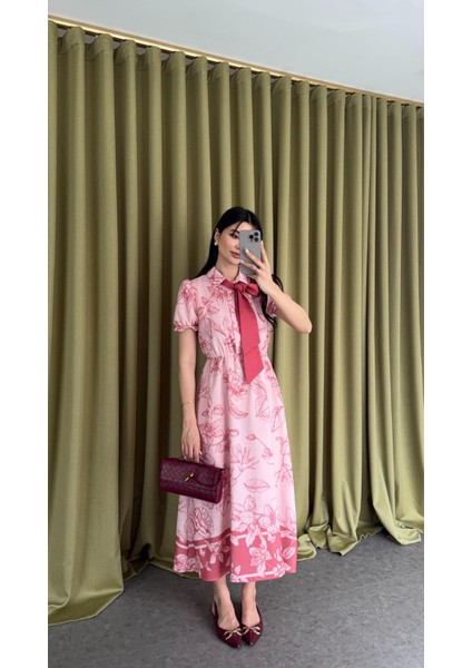 Kolları Fırfırlı Pembe Elbise