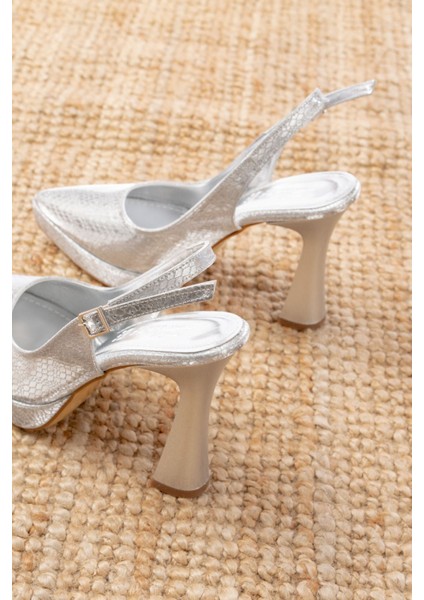 B-2101 Gold Günlük Arkası Açık Yılan Desenli Topuklu Bayan Ayakkabı indirimleri