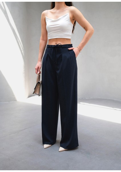 Kadın Beli Lastik ve Bağcıklı Geniş Paça Pantolon modelleri
