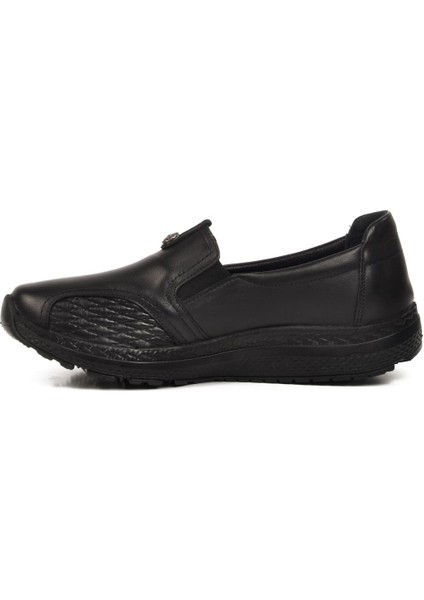 0042 Z Siyah Hakiki Deri Kadın Günlük Ayakkabı fiyatları