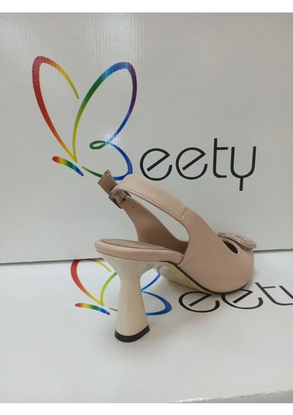 Moda Rüzgar Nut Rengi Topuklu Ayakkabı
