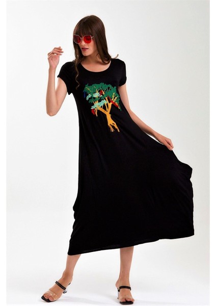 Kadın Siyah Yuvarlak Yaka Kısa Kollu Ağaç Nakışlı Püsküllü Uzun Elbise fiyatları