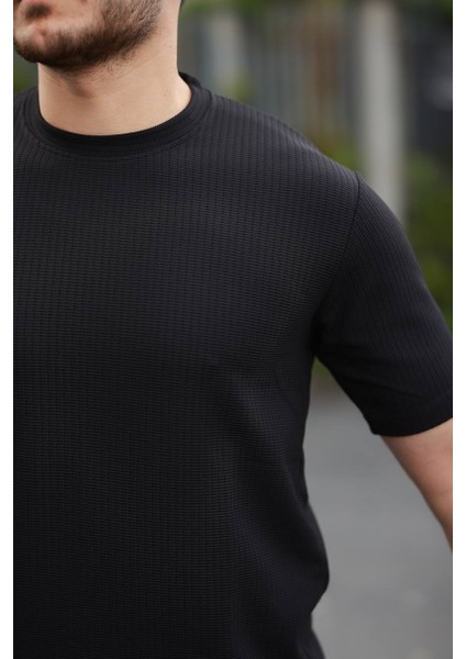 Kare Desen Jakar Bisiklet Yaka Tişört - Tshirt