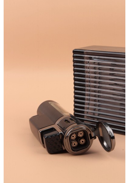Kapaklı 4 Torch Gazlı Çakmak - SMCK618MR01