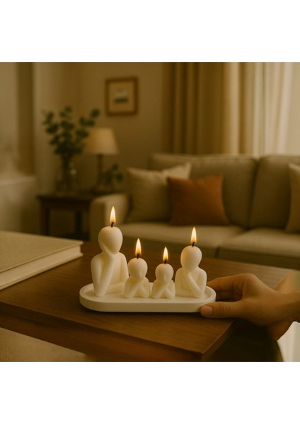 4'lü Aile Figürlü Dekoratif Mum Seti ve Sunum Tabağı - 5 Parça