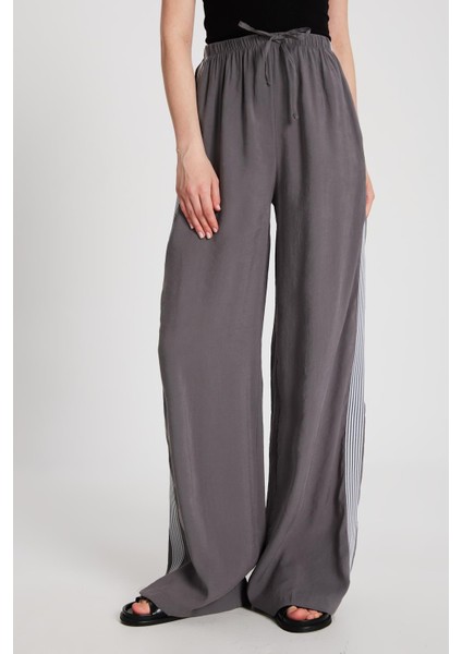Kadın Antrasit %100 Modal Bol Kesim Yanları Şeritli Pantolon 29139 fırsatları