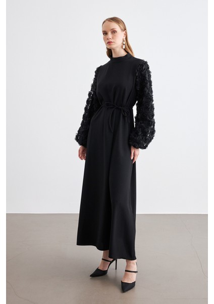 Kolları Gül Detaylı Elbise - Siyah indirimleri