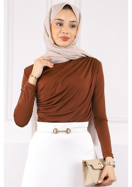 Kahverengi Önü Drapeli Sandy Bluz fiyatları