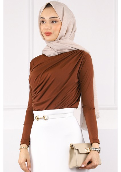 Kahverengi Önü Drapeli Sandy Bluz modelleri
