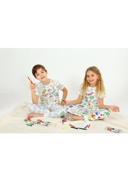 Kısa Kollu Özel Kalem Hediye Boyanabilir Kız Erkek Çocuk Pijama Takımı (Yıkama Sonrası Leke Bırakmaz) indirimleri