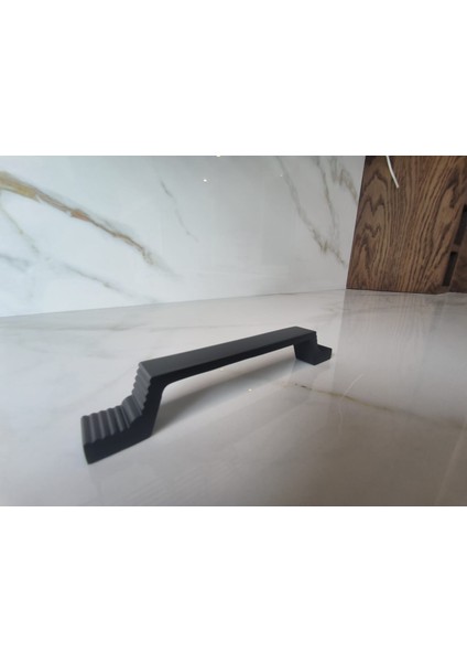 834 Orta Simav Mat Titan Renk Kulp fırsatları
