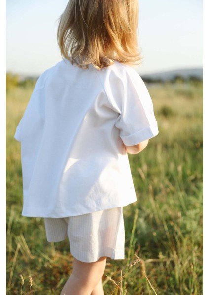 Beyaz Oversize T-Shirt ve Şort Takım