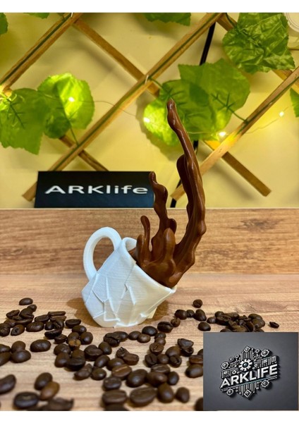 Kahve Köşesi Dökülen Kahve Fincan Figürü 3D Dekoratif Obje ve Biblo