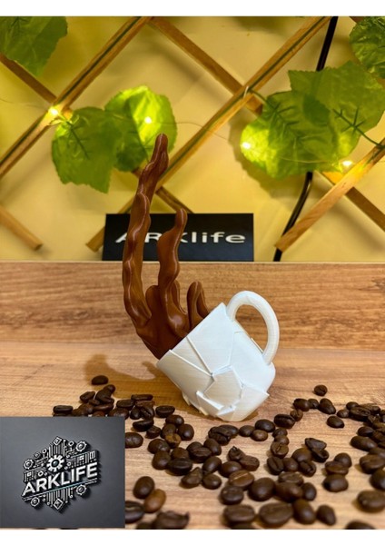 Kahve Köşesi Dökülen Kahve Fincan Figürü 3D Dekoratif Obje ve Biblo