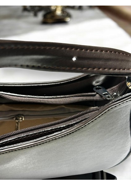 Suni Deri Bayan Omuz Çantası VS.BLKT.0281 fırsatları