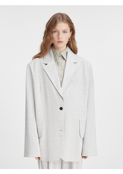 Kadın Oversized Blazer Şık ve Rahat Kesim, Modern Tasarım