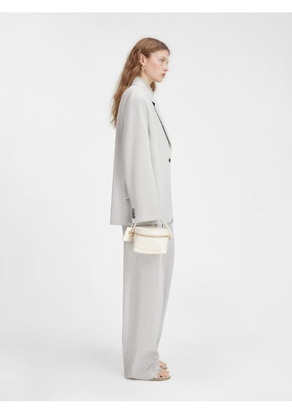 Kadın Oversized Blazer Şık ve Rahat Kesim, Modern Tasarım