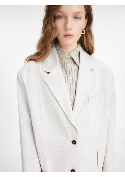 Kadın Oversized Blazer Şık ve Rahat Kesim, Modern Tasarım