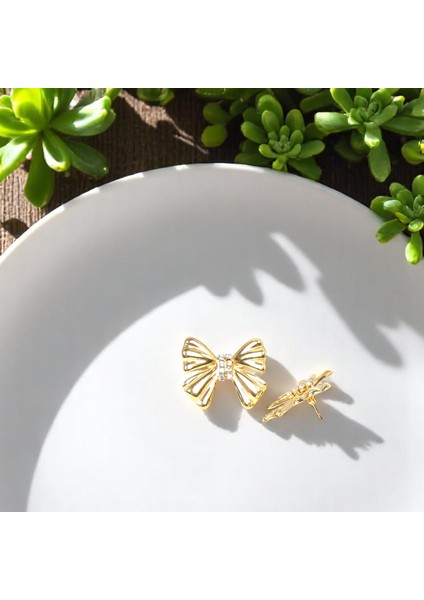 Zirkon Taş Detaylı Fiyonk Gold Küpe fiyatları