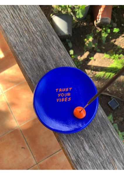 El Yapımı Seramik Tütsülük Lacivert Arkadaşa Hediye Trust Your Vibes