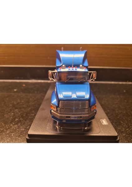 1/43 Ford Aeromax 1990 Tır​