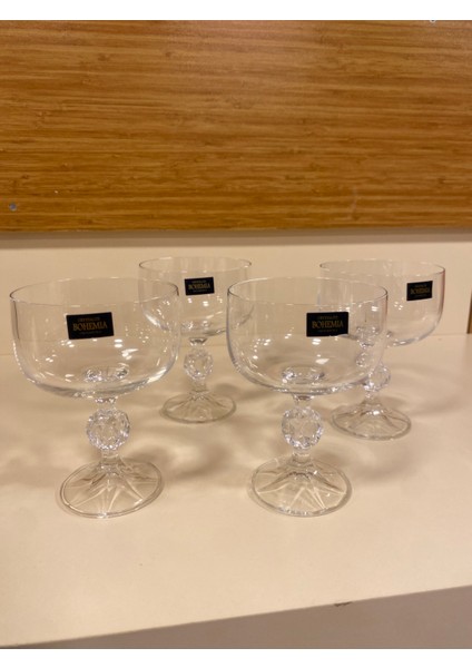 Dondurmalık ve Magnolyalık 4'lü Kristal Şeffaf 300 ml fiyatları