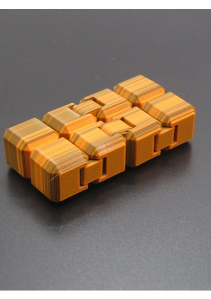 Orange Clutch Infinity Cube | Canlı Renkli 3D Puzzle Küp | El Becerisi Geliştirici Oyuncak fiyatları