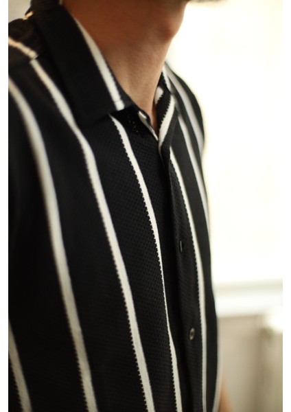 Erkek Slim Fit Çizgili Gömlek – Rahat Kesim, Şık Tasarım, Mevsimlik Kumaş