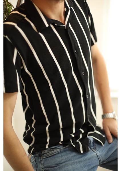 Erkek Slim Fit Çizgili Gömlek – Rahat Kesim, Şık Tasarım, Mevsimlik Kumaş