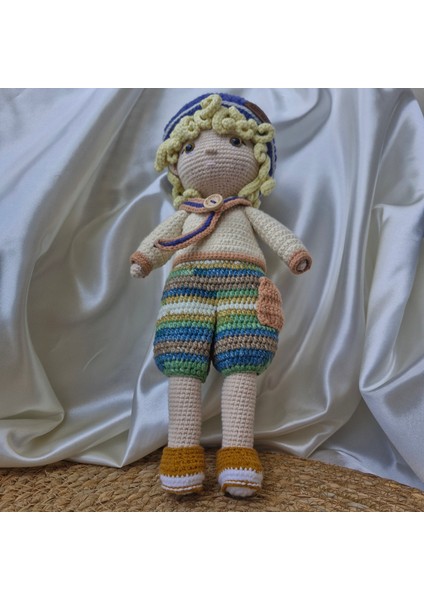 El yapımı Amigurumi Bebek