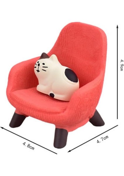 Kırmızı Sandalyedeki Kedi Mini Figür fiyatları