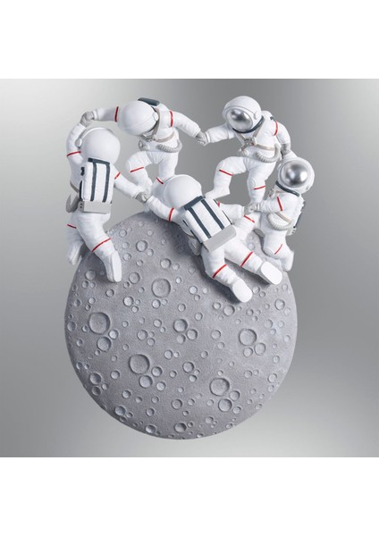 1351-02 Astronot Duvar Figürü Krom Renk fiyatları