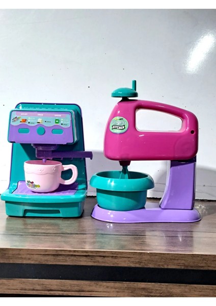 Oyuncak Evcilik Mutfak Seti Kahve Makinası ve Mikser 2 Li Set 18 x 13 cm Manueldir 18 x 21 cm Set