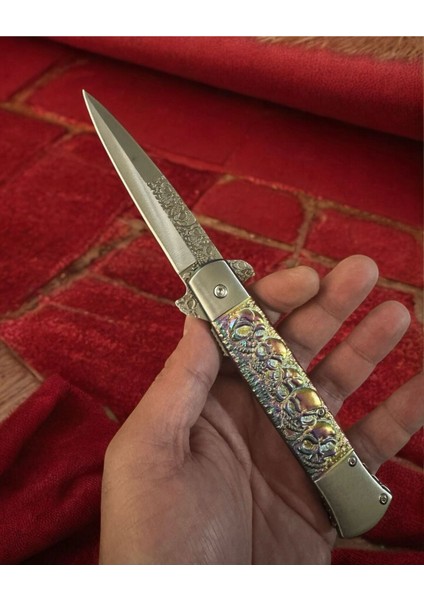 Kuru Kafa Kabartmalı Çelik Çakı