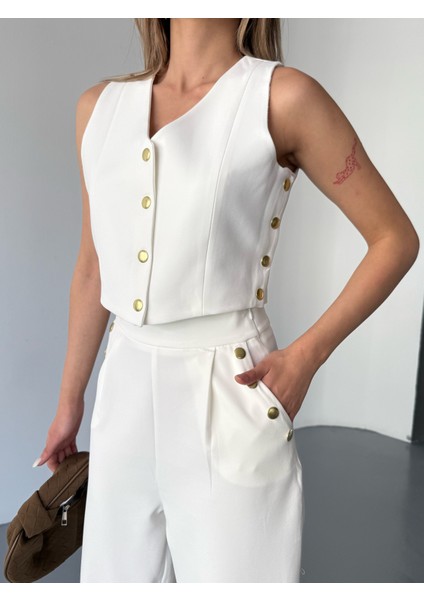 TKM-03674 Beyaz Çıtçıt Detaylı Atlas Kumaş Yelek Havuç Model Pantolon Ikili Takım