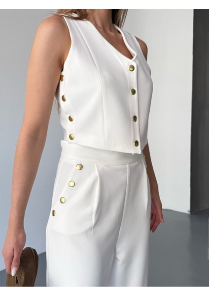 TKM-03674 Beyaz Çıtçıt Detaylı Atlas Kumaş Yelek Havuç Model Pantolon Ikili Takım