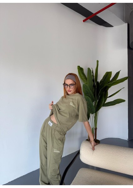 TKM-0041 Haki Eco Basıc Lıne Yazılı Enjeksiyon Baskı Bisiklet Yaka Tişört Bel Lastikli Çimalı Jogger Eşofman Ikili Takım