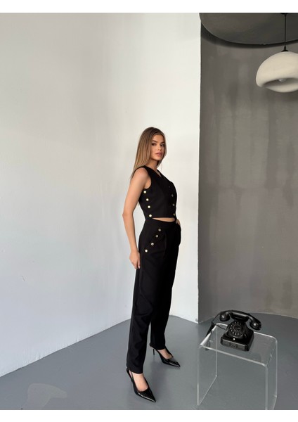 TKM-03674 Siyah Çıtçıt Detaylı Atlas Kumaş Yelek Havuç Model Pantolon Ikili Takım