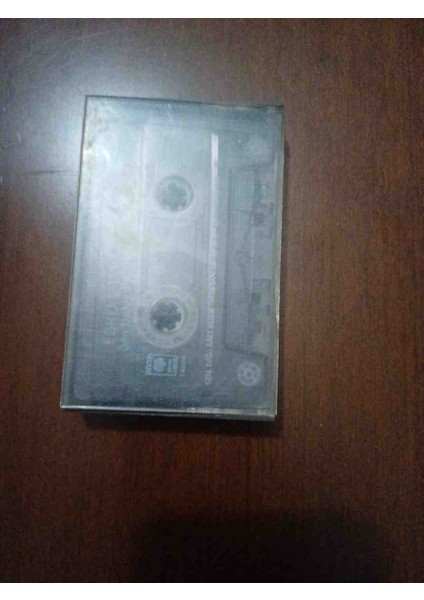 Ebru Gündeş - Ben Daha Büyümedim - Kartonetsiz Kaset