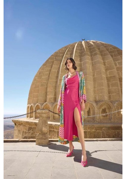 23000 Monamıse Kadın Çiçek ve Yaprak Desenli Sabahılk Takım fırsatları