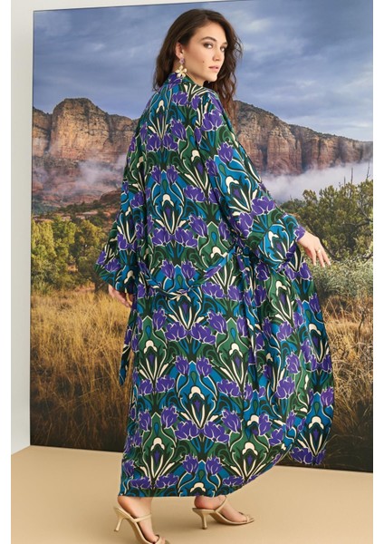 23135 Kadın Çiçek Desenli Dantelli ve Dekolteli Sabahlık Takım indirimleri