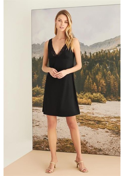 23170 Kadın Yaprak Desenli Dantelli ve Dekolteli Sabahlik Takım indirimleri