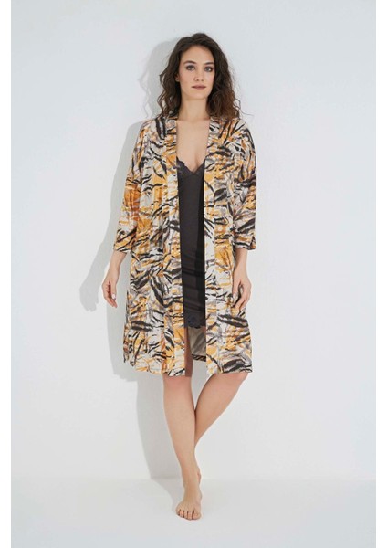 23102 Monamıse Kadın Desenli ve Dantelli Sabahlık Takım