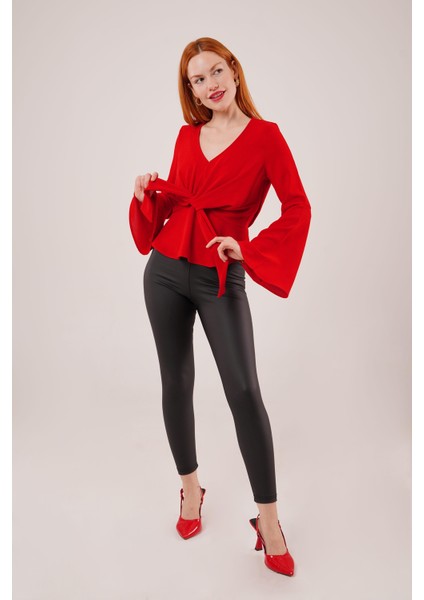 Ön Bağlamalı Volan Kol Kırmızı Bluz fırsatları