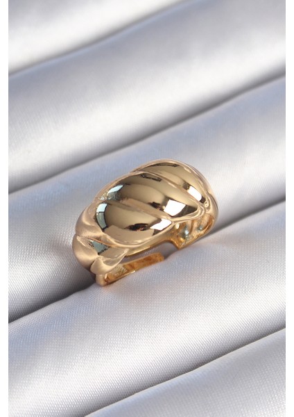 Pirinç Gold Renk Sarmal Model Kadın Yüzük - TJ-BYK3483