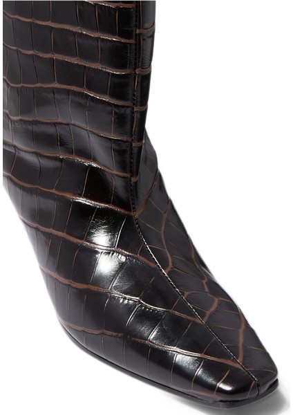 Geniş Kalıplı Krokodil Desenli Topuklu Çizme fırsatları